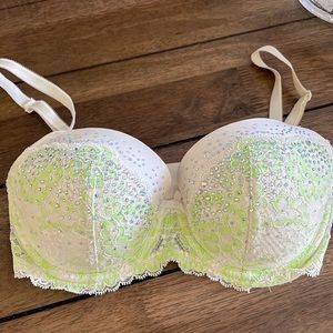 Victoria’s Secret Dream angels 32DD rhinestone DEMI BRA